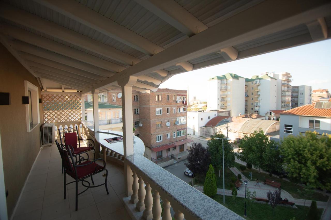 Vila Mariss Korce Exteriér fotografie
