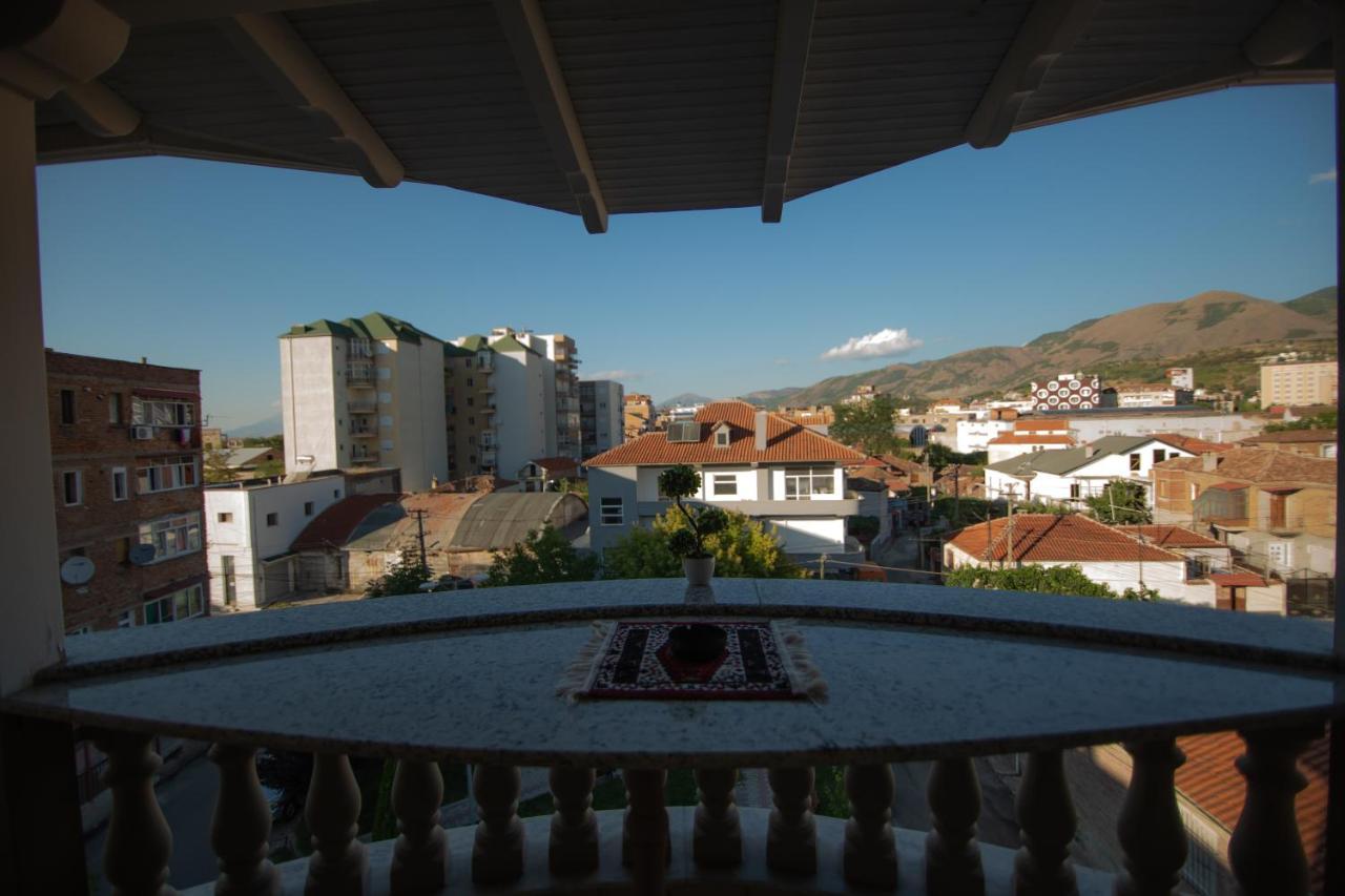 Vila Mariss Korce Exteriér fotografie